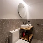 Be10 Suites, Апарт-отель