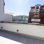 Be10 Suites,