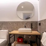 Be10 Suites, Апарт-отель