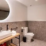 Be10 Suites, Апарт-отель 3*