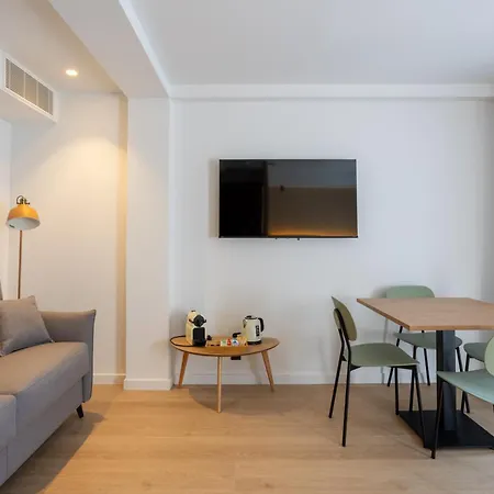 Be10 Suites, 3*