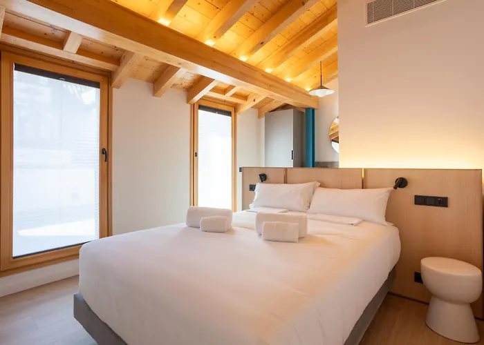 Be10 Suites, Apartahotel