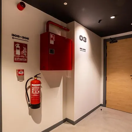 Be10 Suites, *