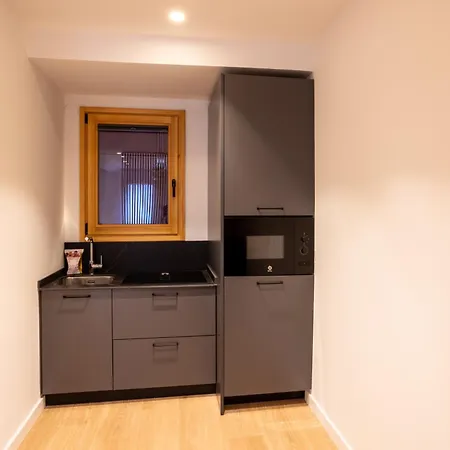 Be10 Suites, Bermeo