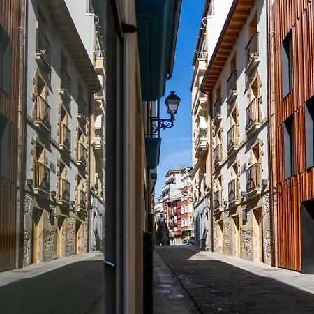 Be10 Suites, Bermeo