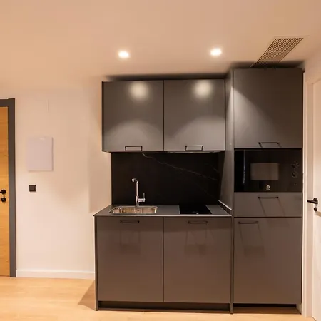 Be10 Suites, Bermeo